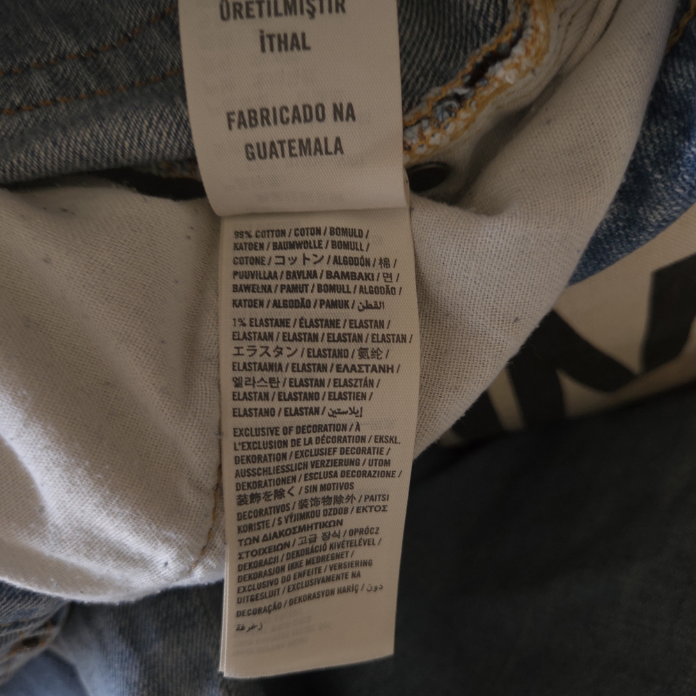 Hollister Button Fly "The Skinny" Jean - Picture 8 of 10
